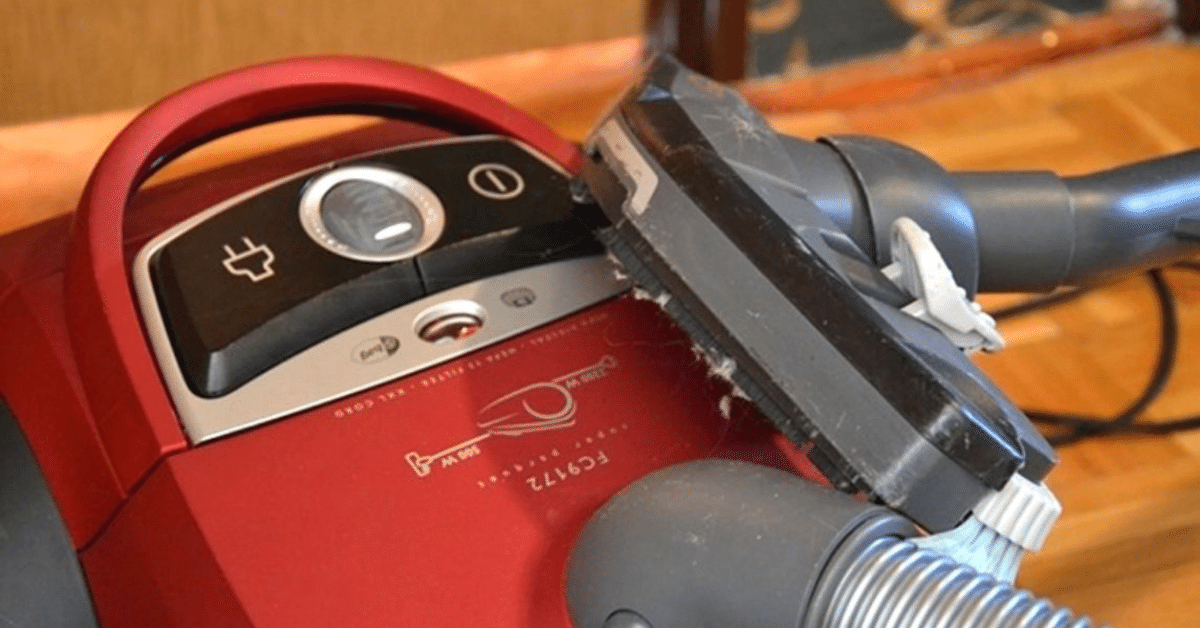 How to Unclog Your Vacuum’s Hose? (4 Amazing Techniques) Carpet and