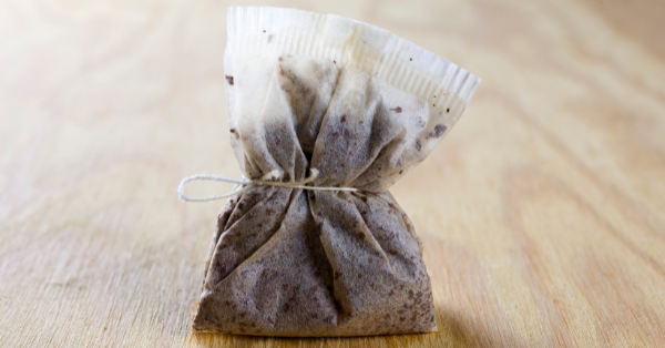 tea bags cleaning carpet